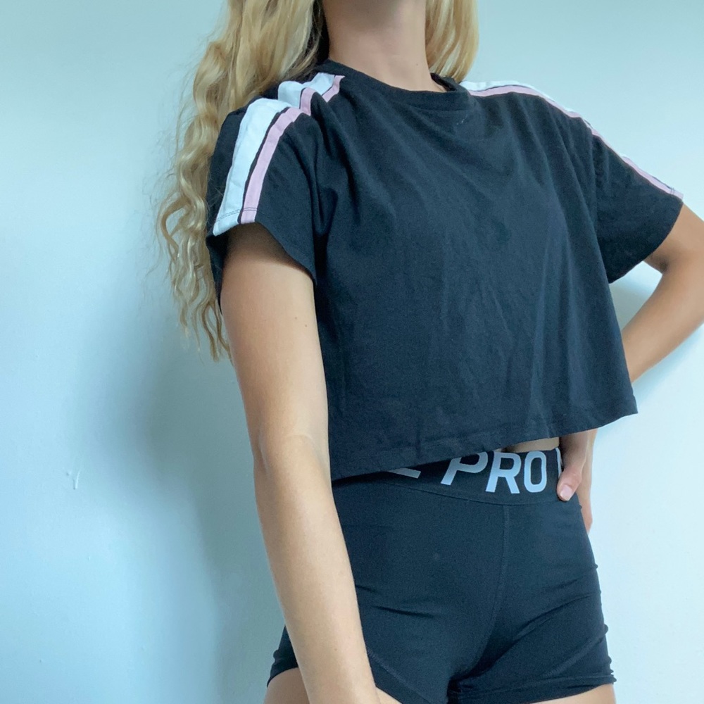 Shoulder striped H&M T-shirt